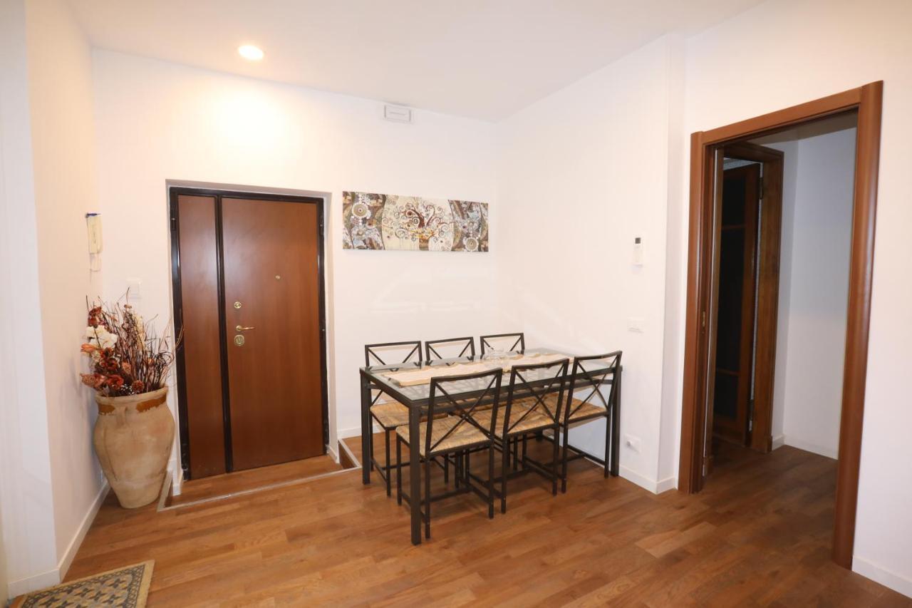 Unique Luxury Apartment And Rooms Rom Exterior foto